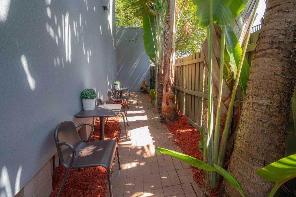 Nawlins Vibe With Rooftop Verandah Near Riverwalk And Downtown Tampa Exterior foto